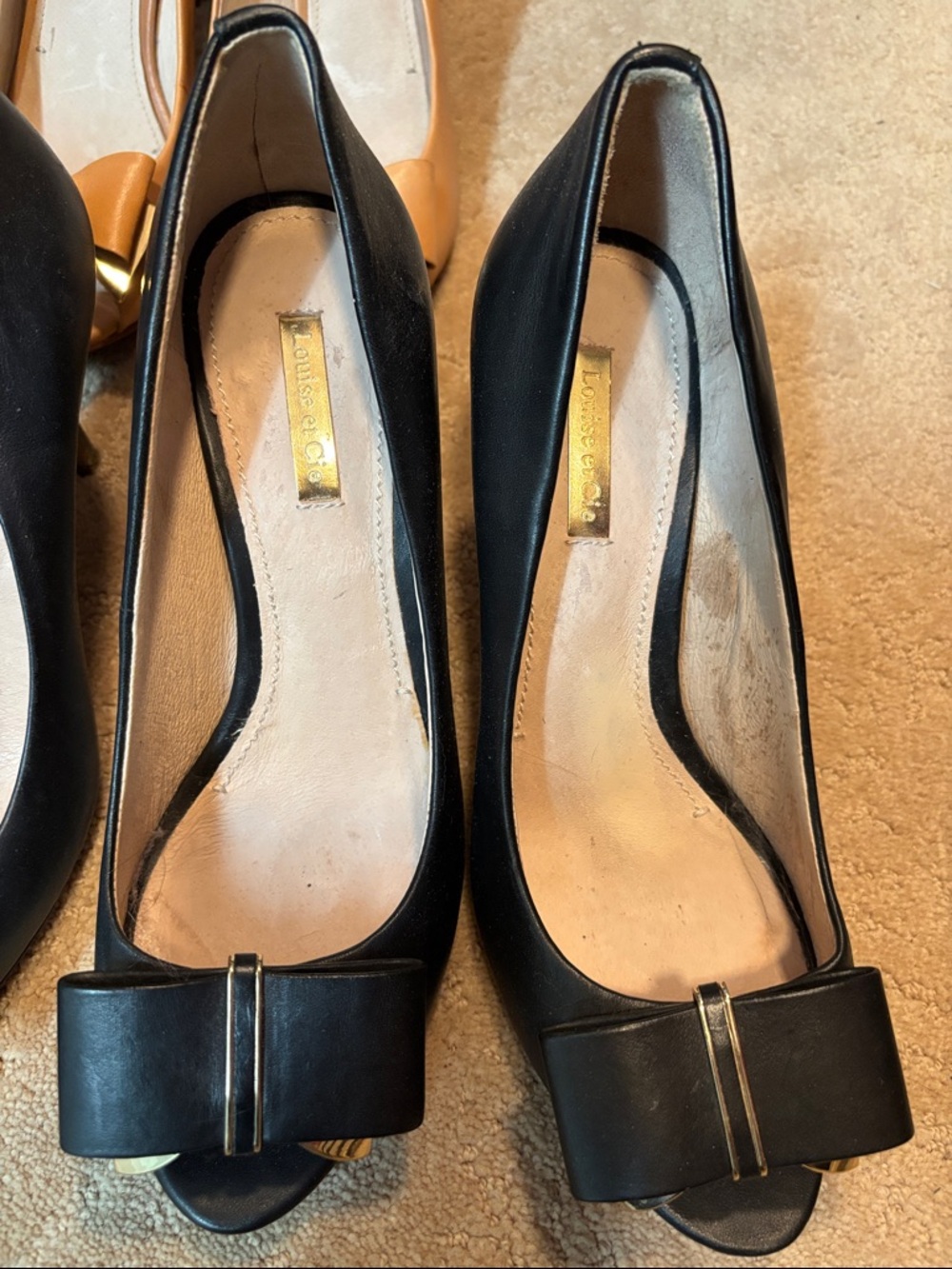 Three pairs of Louis et Cie peep toe heels. Navy, beige and black. - Picture 3 of 10